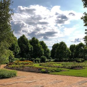 Meet your Posher, Laila